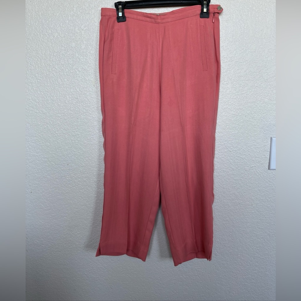 Tommy Bahama 100% Silk  High Rise Cropped Pant Pink Salmon size 10 vacation